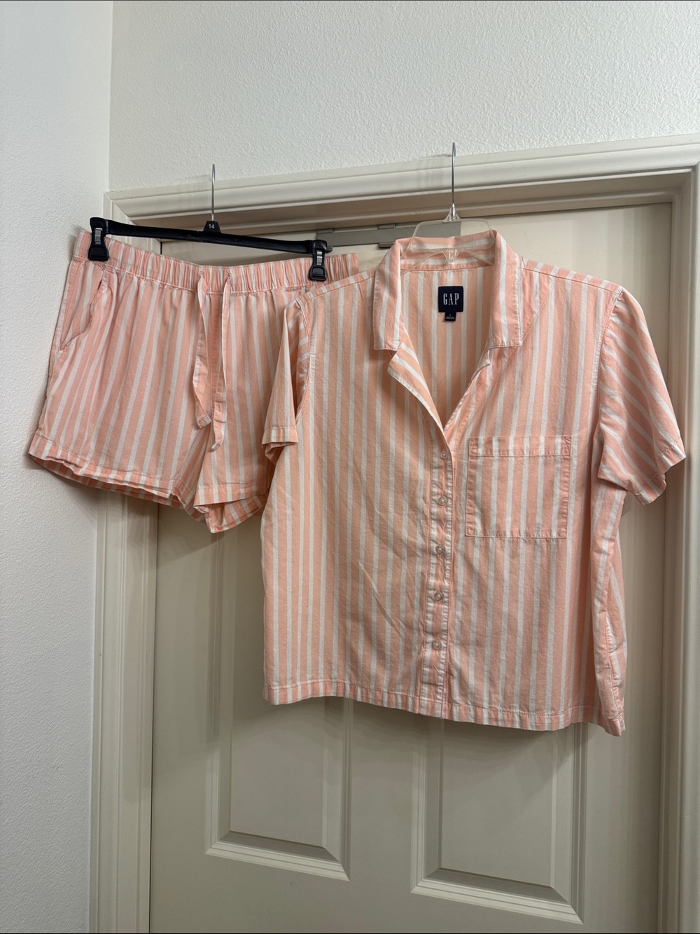GAP Peach-Pink and White Striped Short Pajama Set size L